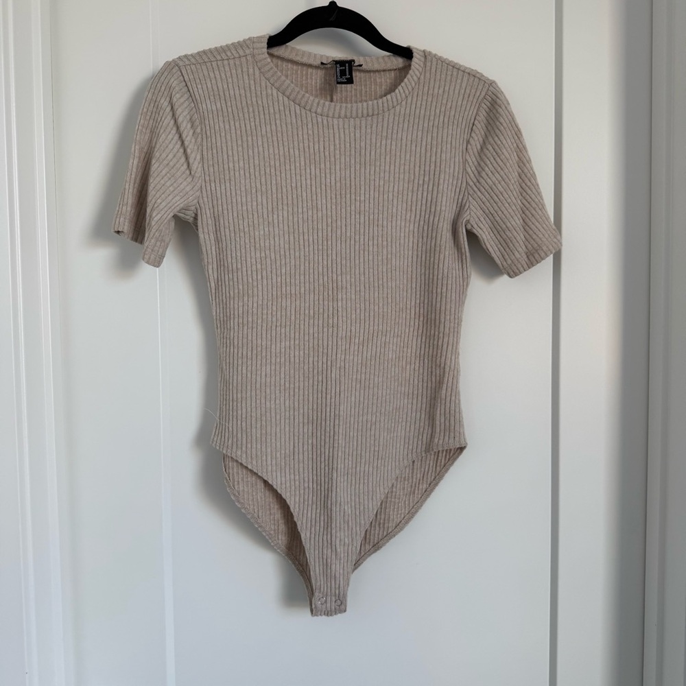 Forever 21 Beige Ribbed Bodysuit